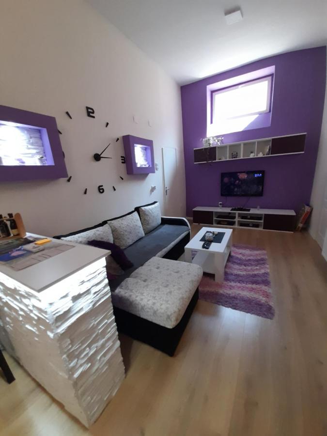Apartman Lela 브르사츠 외부 사진
